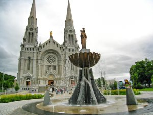 Basilique Sainte-Anne-de-Beaupre-Québec-Kanada