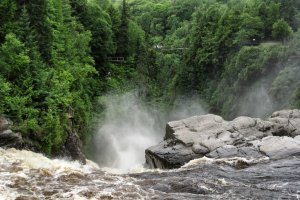 Canyon Sainte-Anne-Québec-Kanada (2)