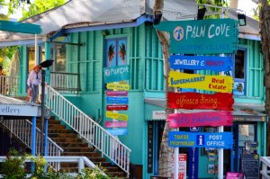 Pasteller-Palm-Cove