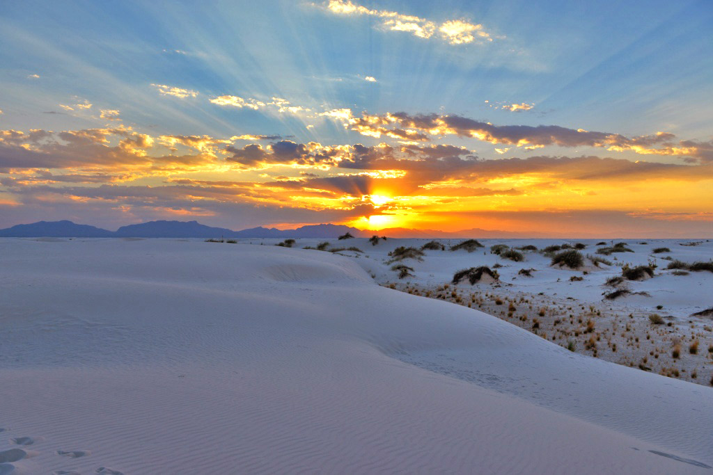 White sands - ett av alla ställen du kan se när du köra bil i usa