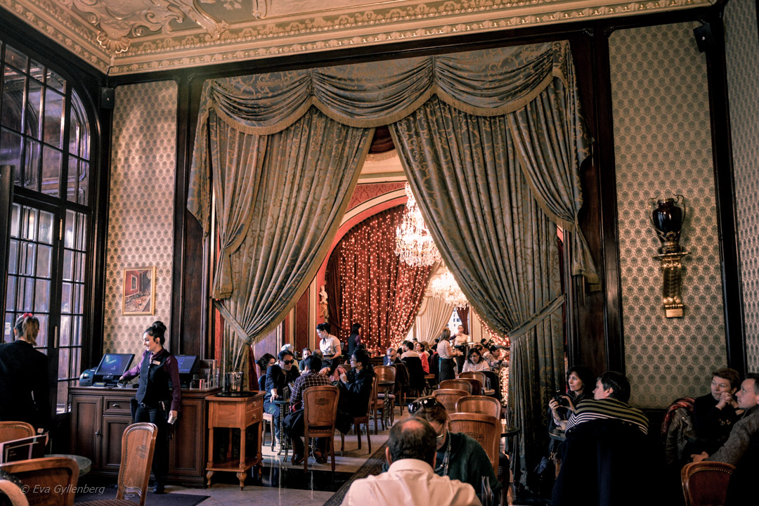 Coffee at café Gerbeaud