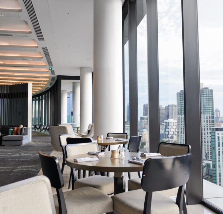 Frukost på Crown Metropol