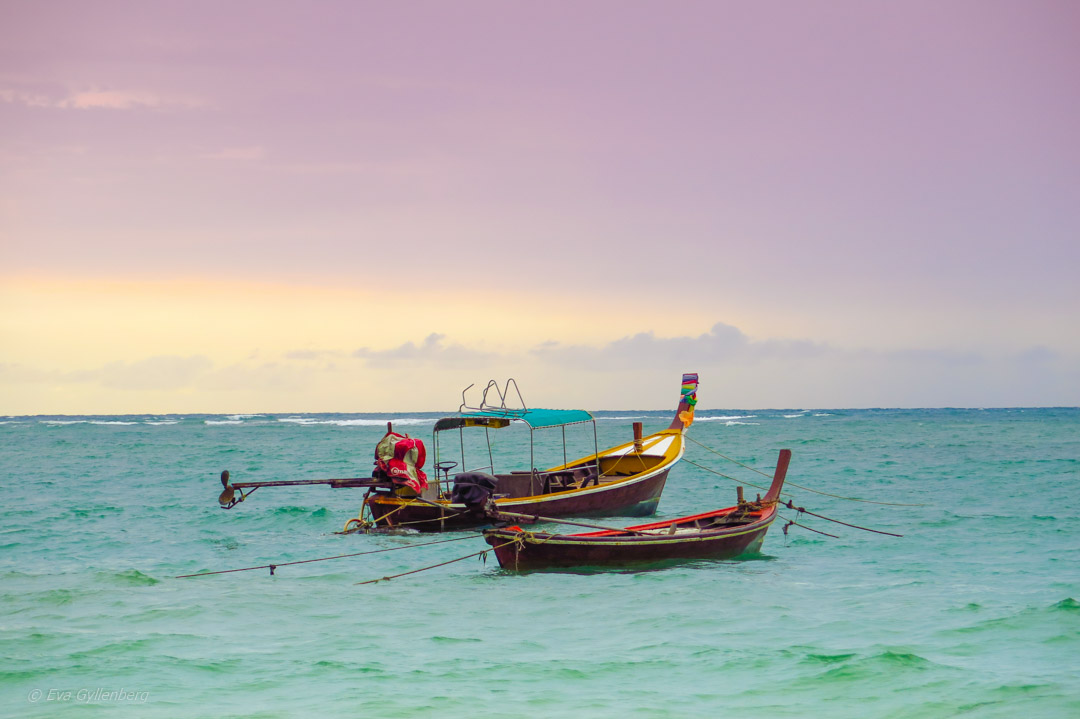 Longtailbåtar på Phuket