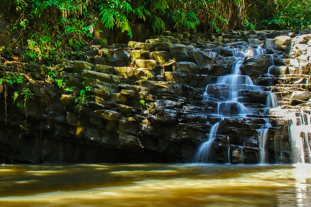 Twin falls - Road-to-Hana-Maui-Hawaii 
