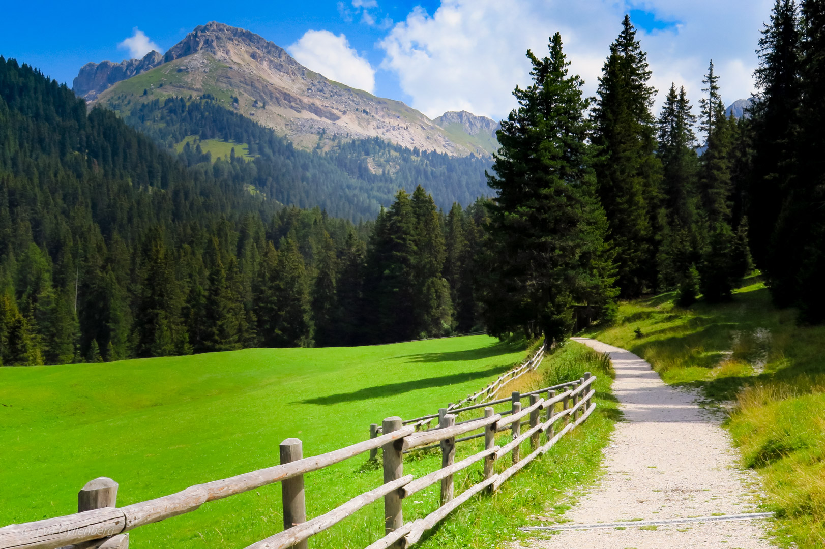 Val Di Funes - Dolomiterna