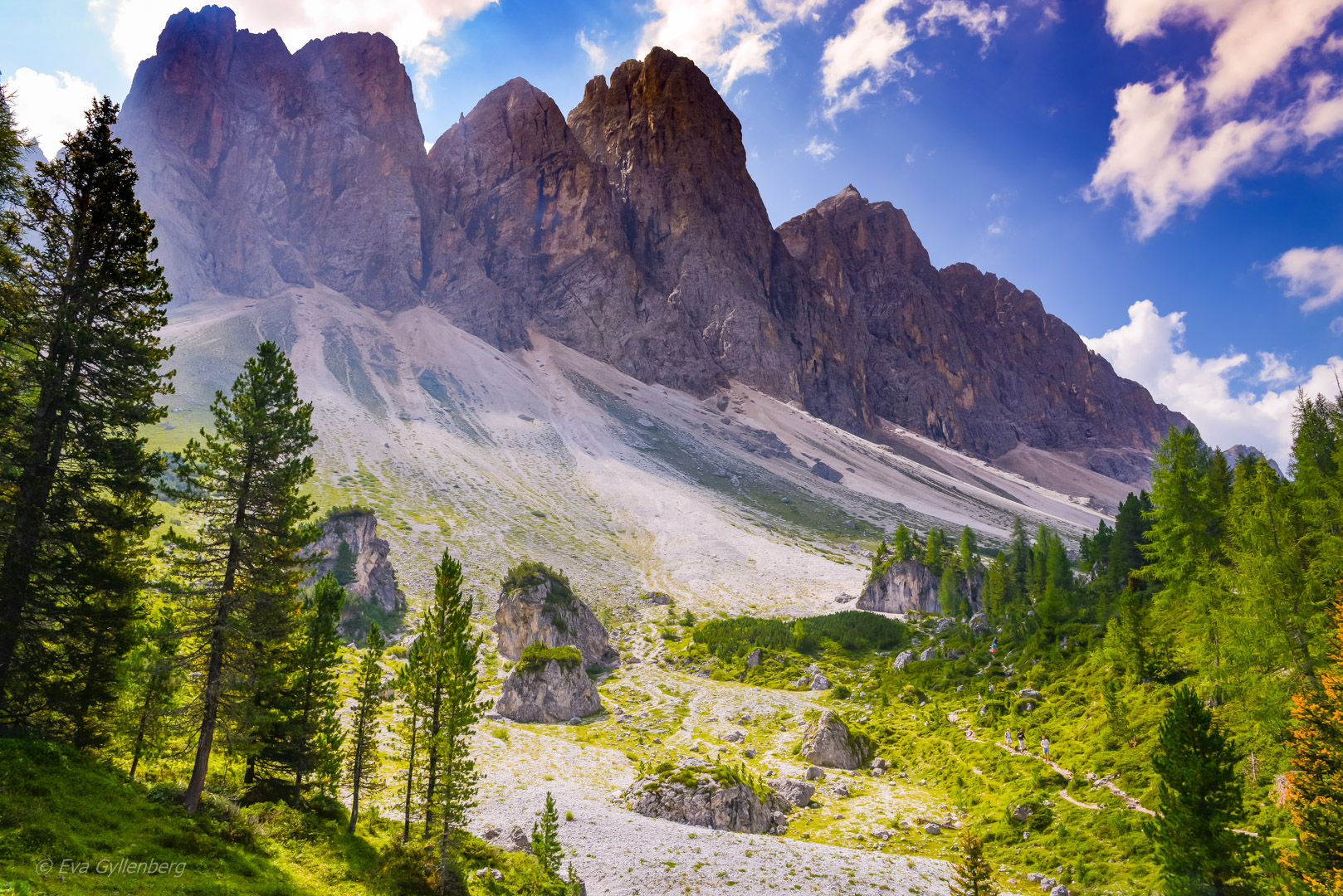 Val Di Funes - Dolomiterna