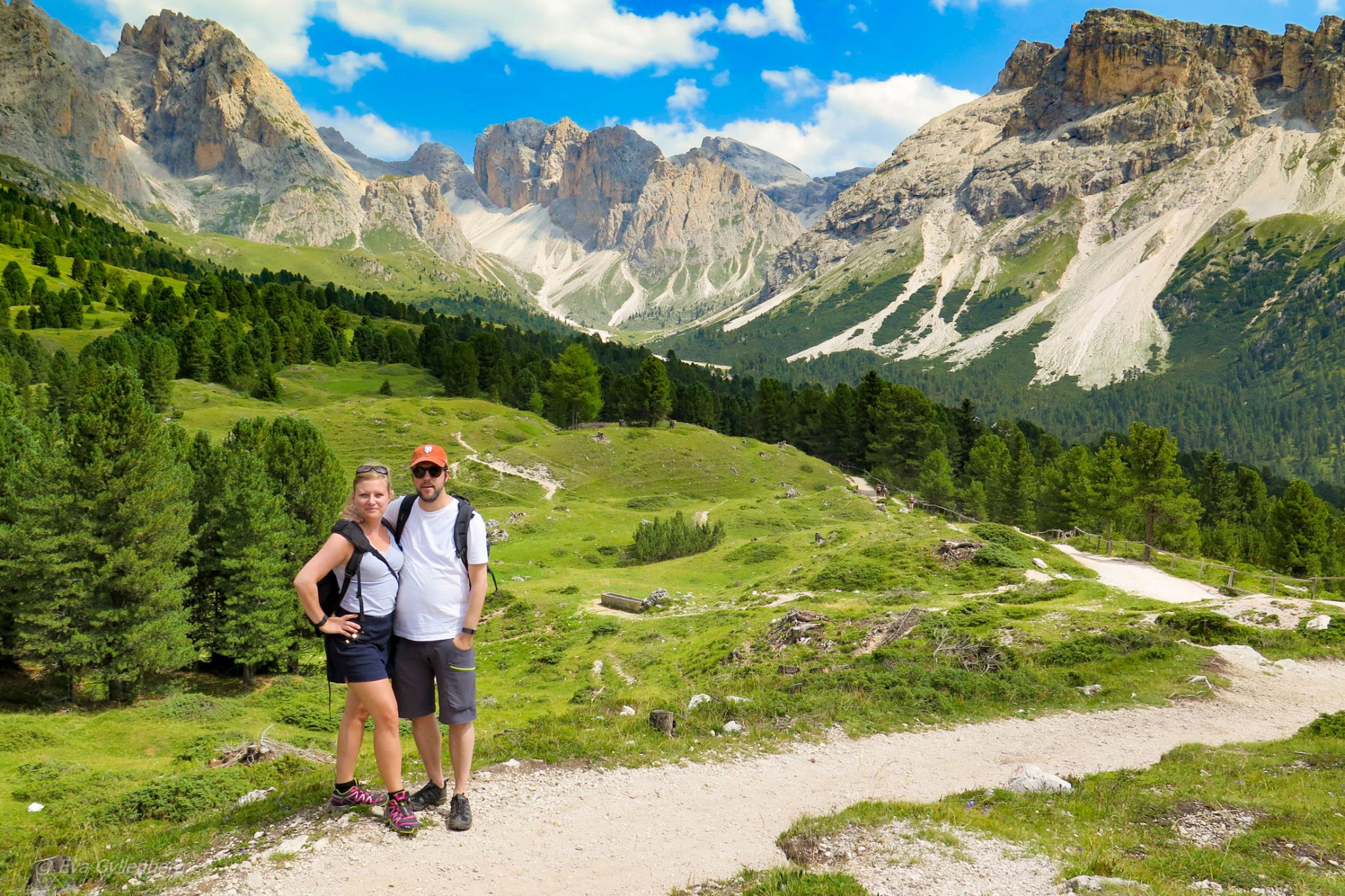 Vandra med familjen i Dolomiterna