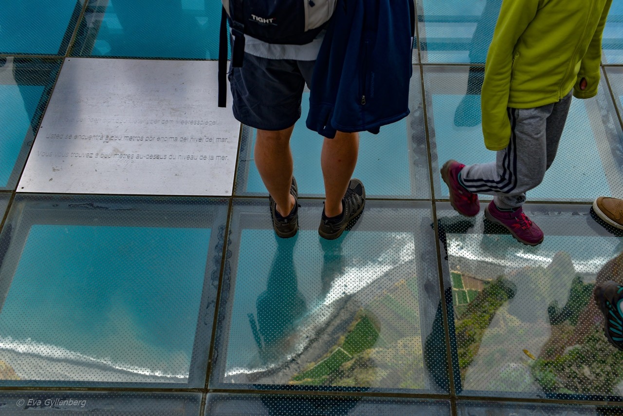 Cabo Girao glass floor