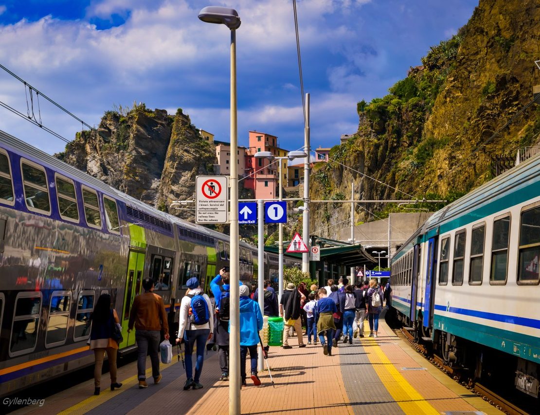 Cinque Terre train