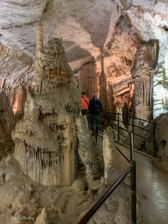 The postonja cave