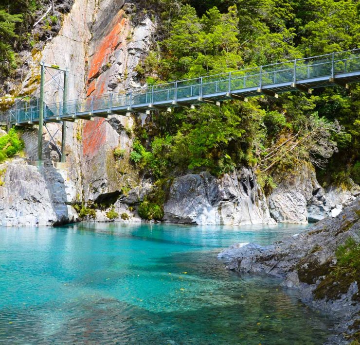 Blue pools i Mount Aspiring
