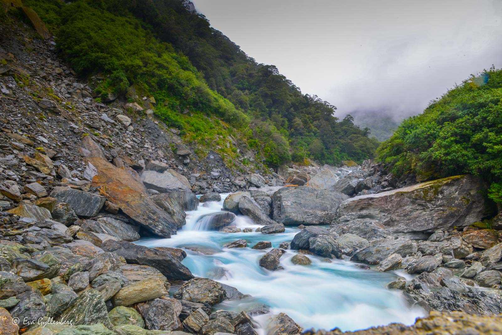 Vackert vatten i Mount Aspiring