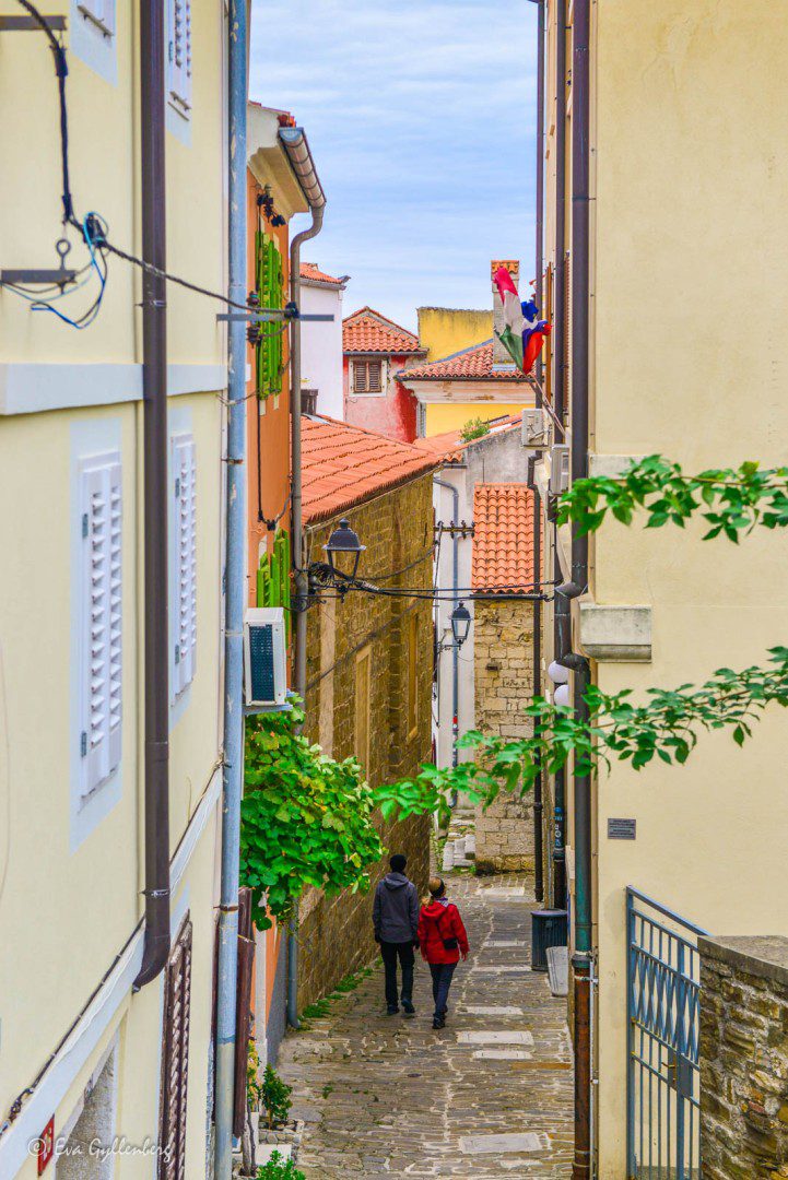 Promenad i Pirans gamla stad