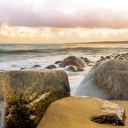 Stenar på stranden vid Stenshuvud