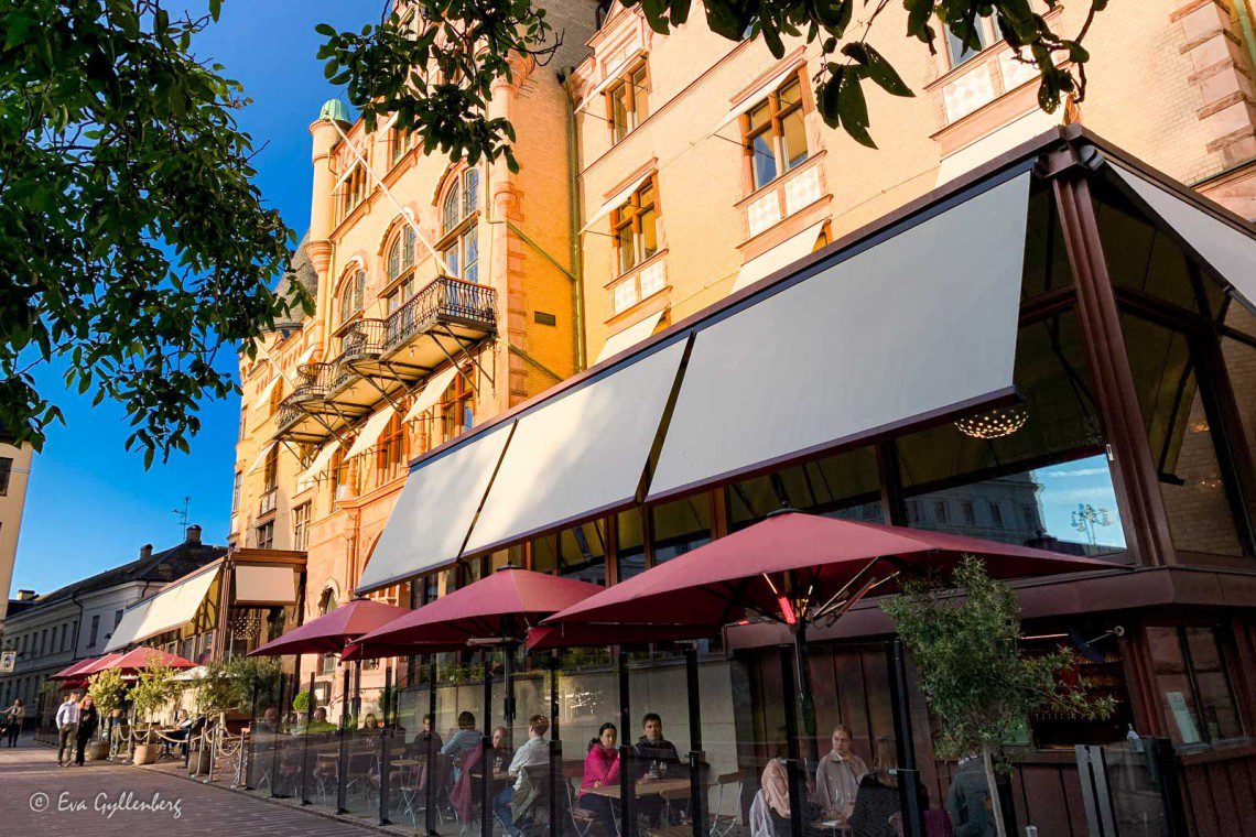 Grand hotell i Lund i kvällssolen