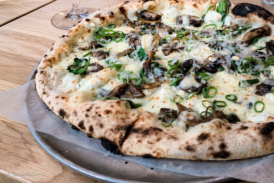 Stenugnspizza i Lund