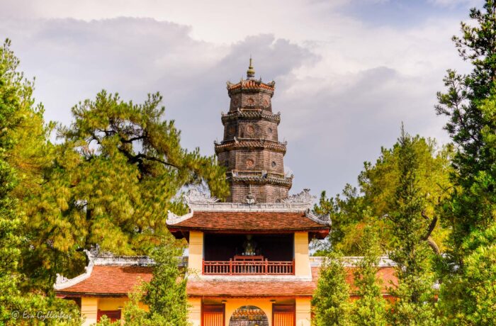 Thien Mu Pagoda - Hue - Vietnam