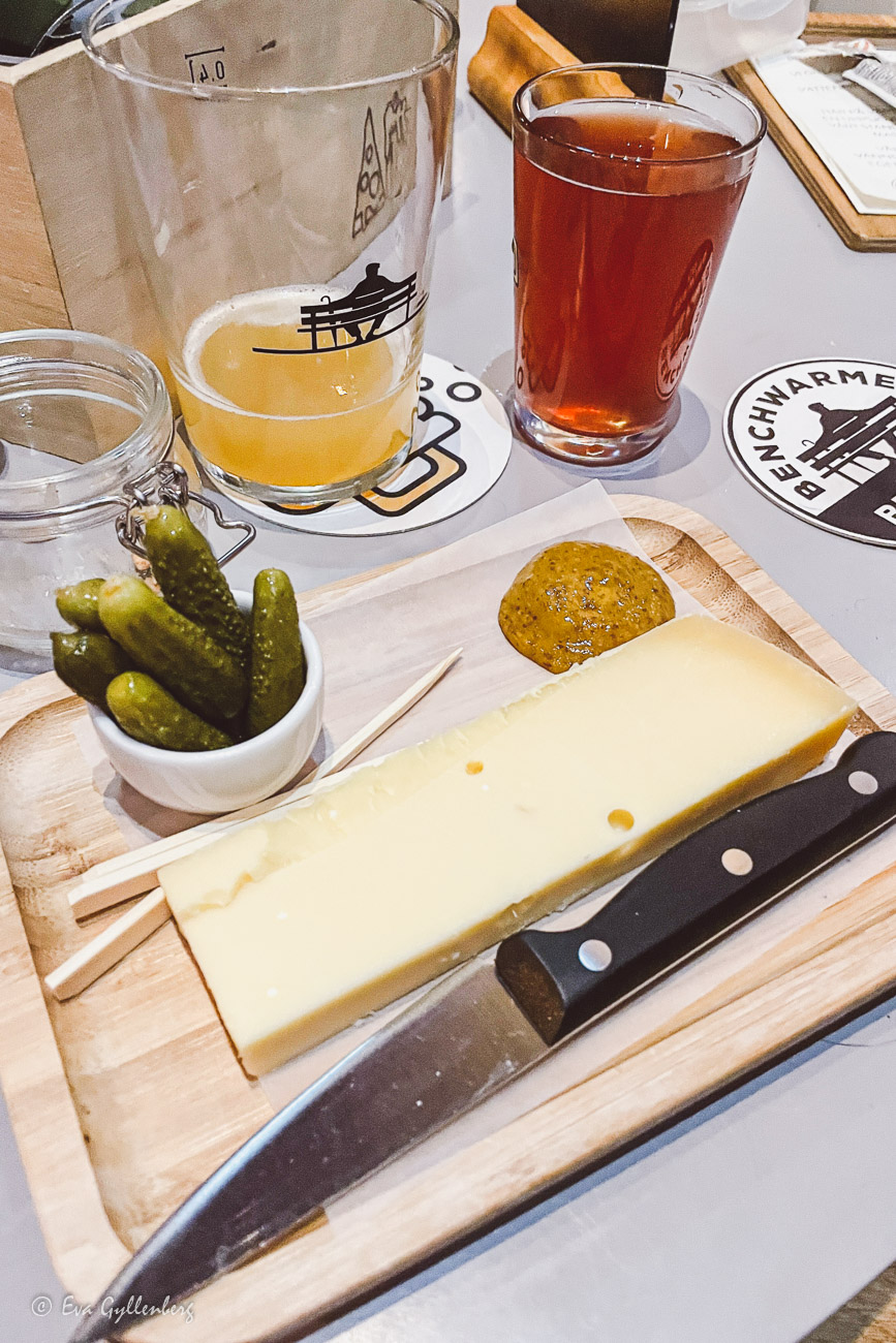 Benchwarmers taproom