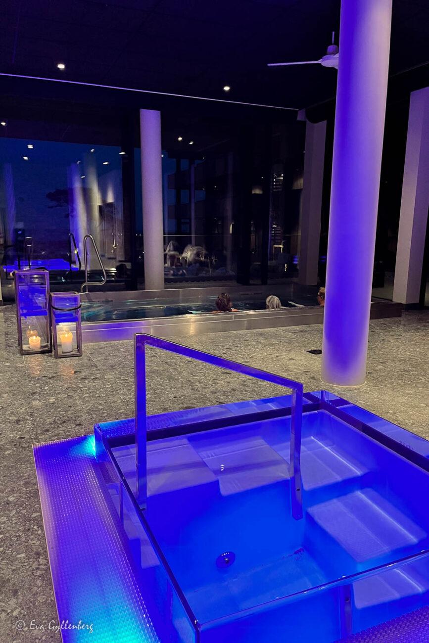 Outdoor spa at Åhus Seaside