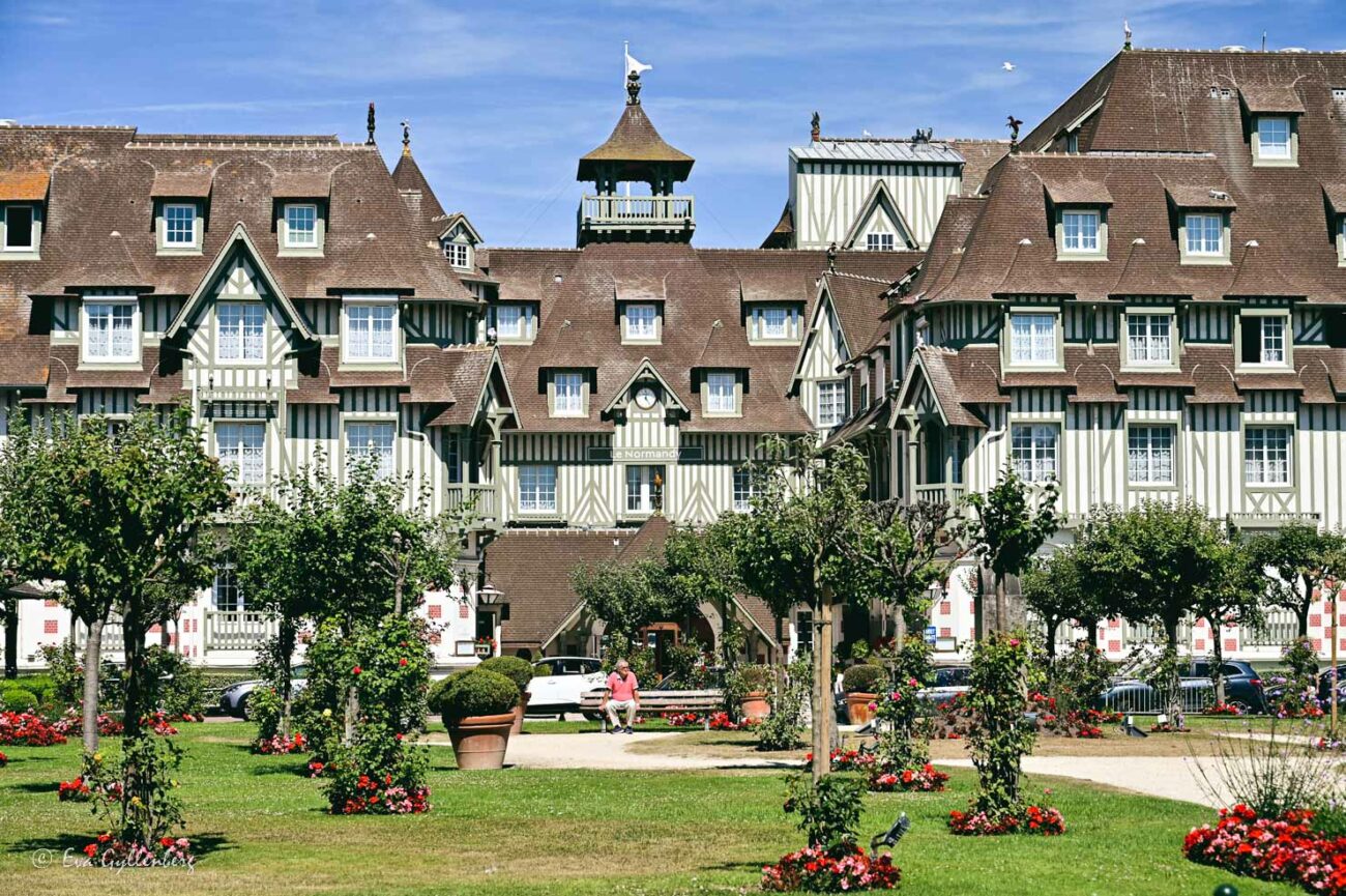 Stort historiskt hotell i Deauville