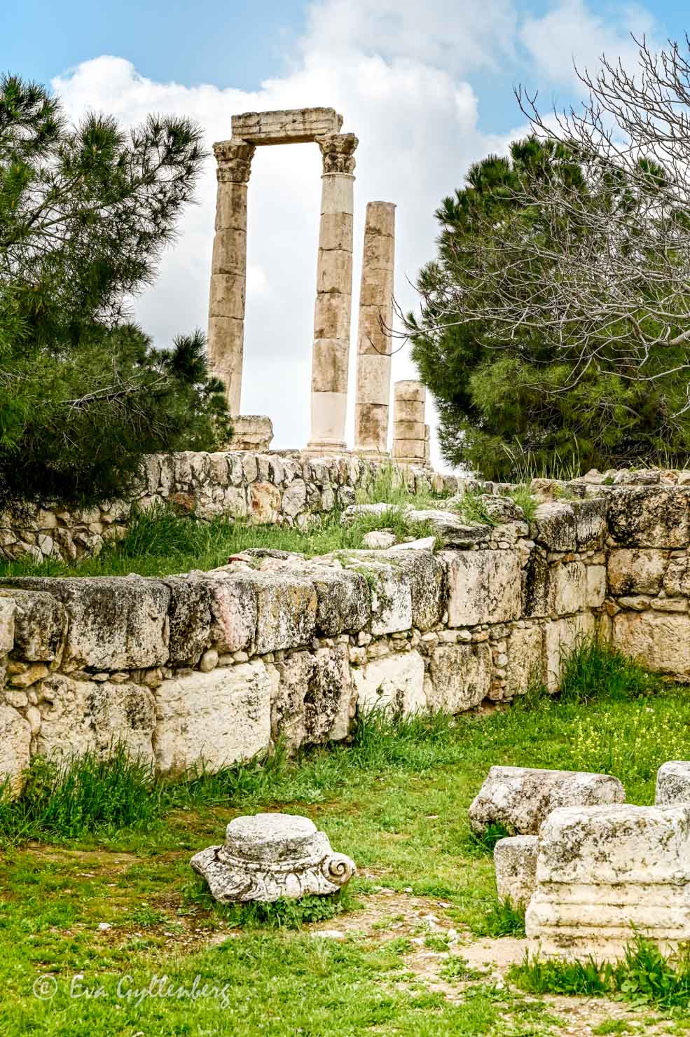 Tempelruinen vid citadellet i Amman