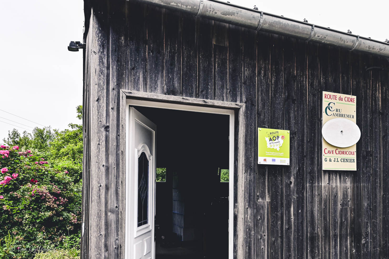 Litet hus hos en fransk cidertillverkare