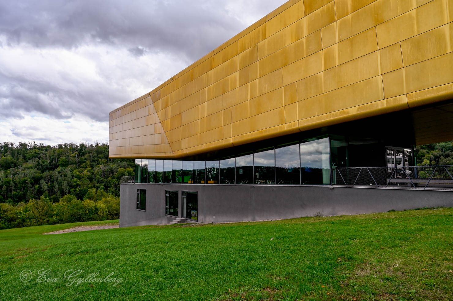 Nebra Ark Visitor Centre med sin gyllene båge